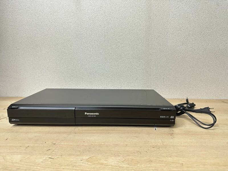A257 Panasonic DVDレコーダー DMR-XE100 動作確認済み　2010年製