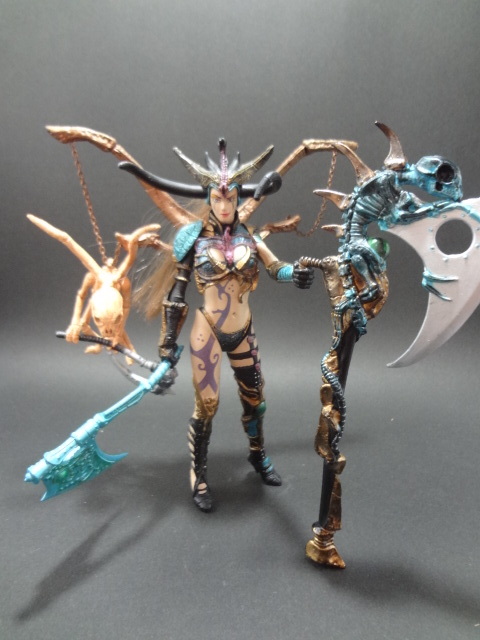 THE SKULL QUEEN　DARK AGES SPAWN　スポーン・ウルトラ・アクションフィギュア