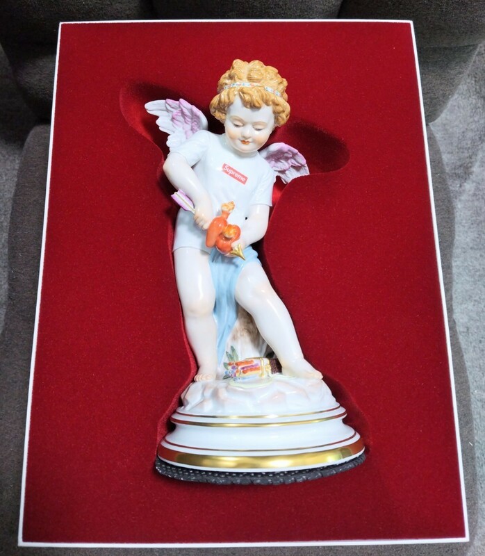 シュプリーム マイセン フィギュリン Supreme Meissen Hand-Painted Porcelain Cupid Figurine 