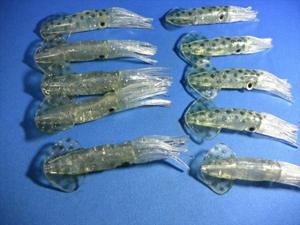 イカ・斑点グリーン・10個　9cm イカベイト・イカワーム・ソフトイカ・根魚、青物、マダイ、真鯛、鯛ラバに追加もあり