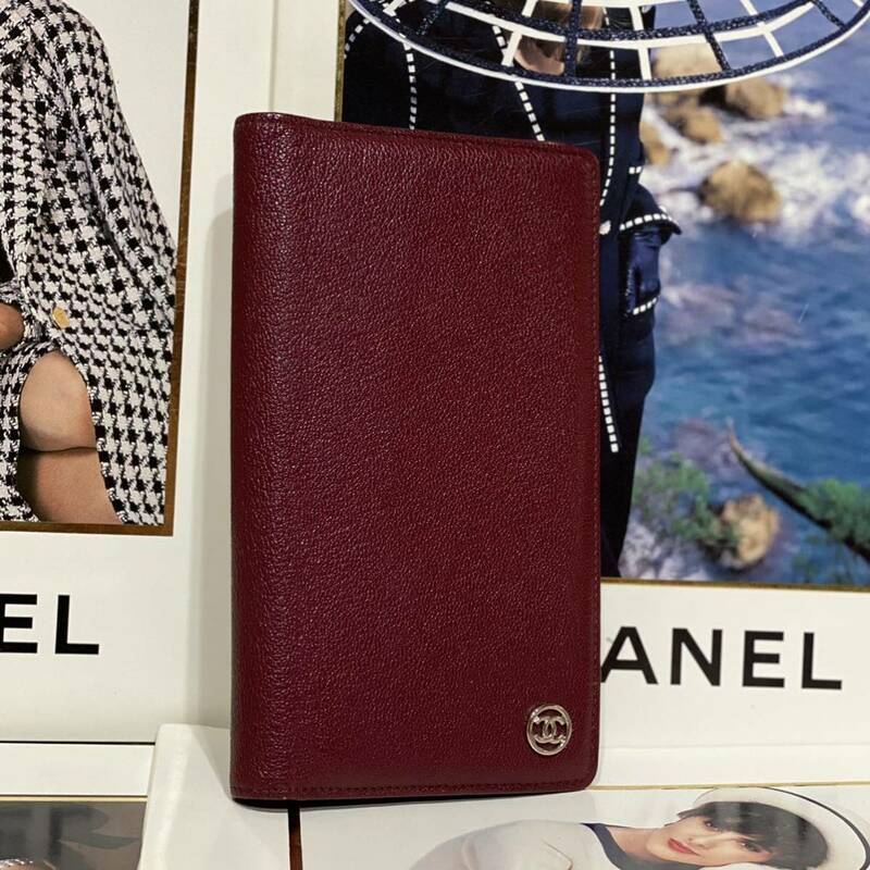 美品 CHANEL 2つ折り長財布 ボルドー 型押しレザー ココ金具 ヴィンテージライク