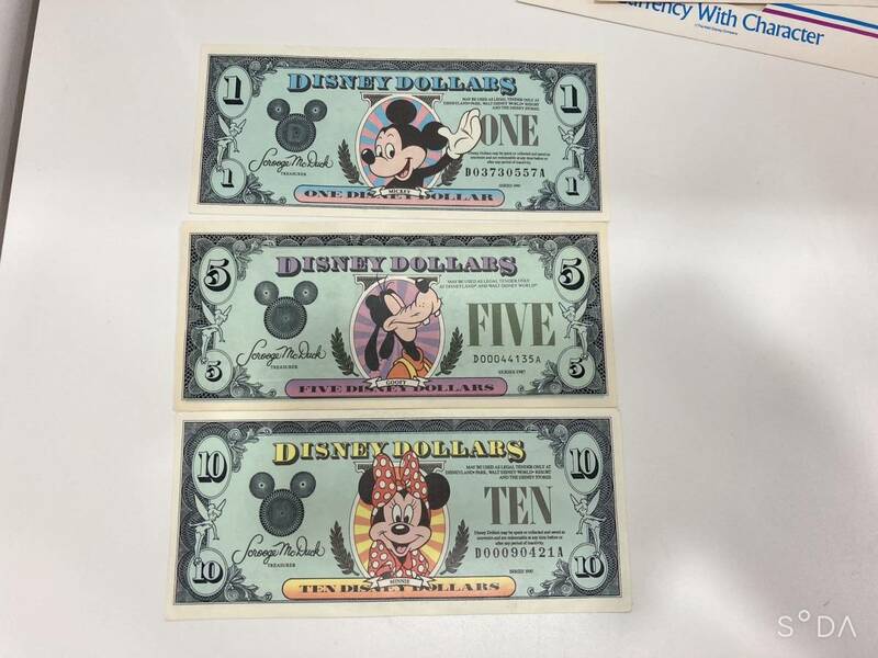 ◆【希少】 ディズニーダラー　1ドル札（1990年版） 5ドル札（1987年版）10ドル札（1990年版） Disney Dollars