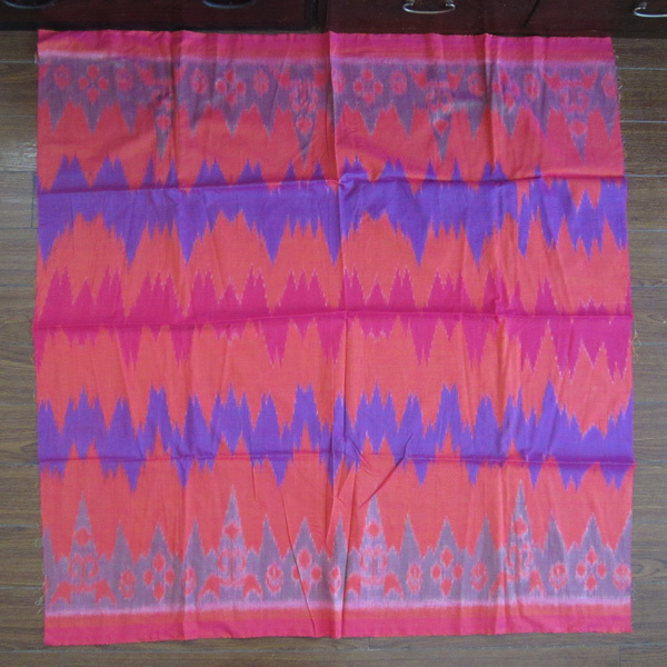 タイの絣織り　マッドミー　7　106cm x 102cm　