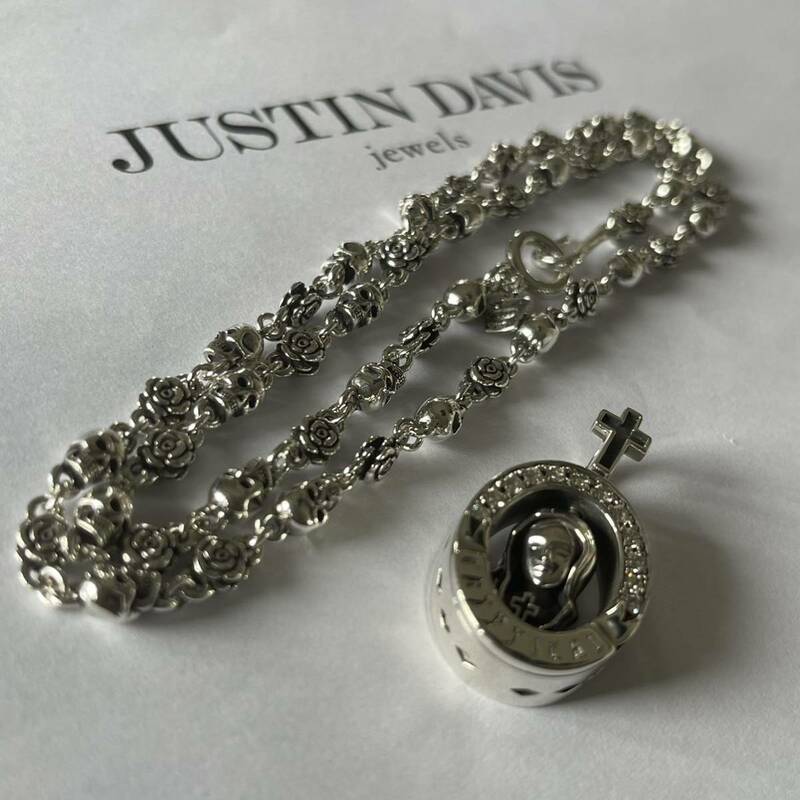 新品◆JUSTIN DAVIS◆死神&マリアネックレスセット◆CRYPT PENDANT+ROSE DIVINE CHAIN◆50cm◆定価124,300円◆SPJ592,SNJ212◆