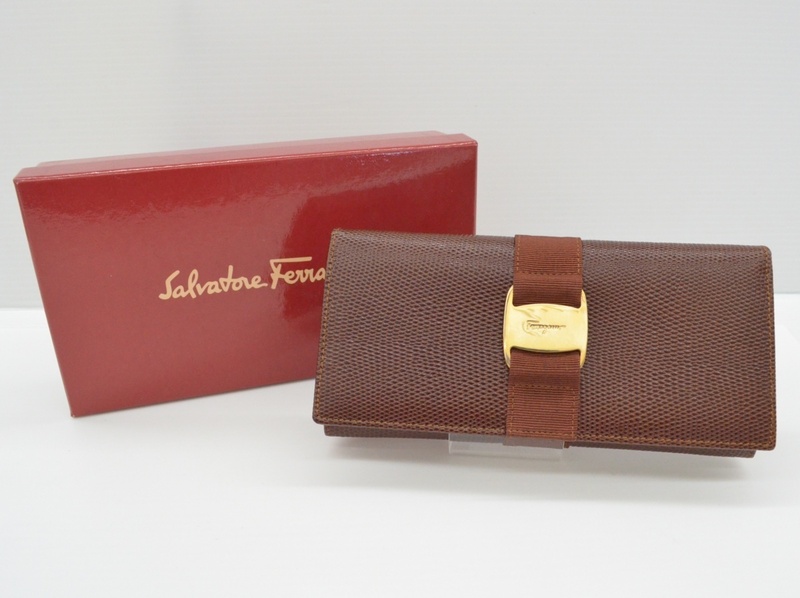 [fns★] Salvatore Ferragamo サルヴァトーレフェラガモ ヴァラ金具 長財布 ブラウン×ゴールド 箱付き