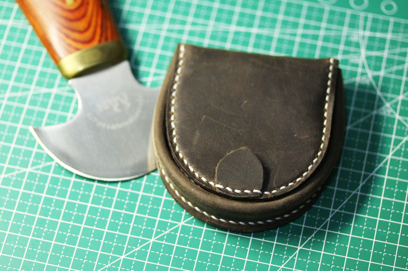新番完全手縫い牛革 （馬蹄型）半円型 コインケース　コンパクト 携帯便利ヴィンテージ