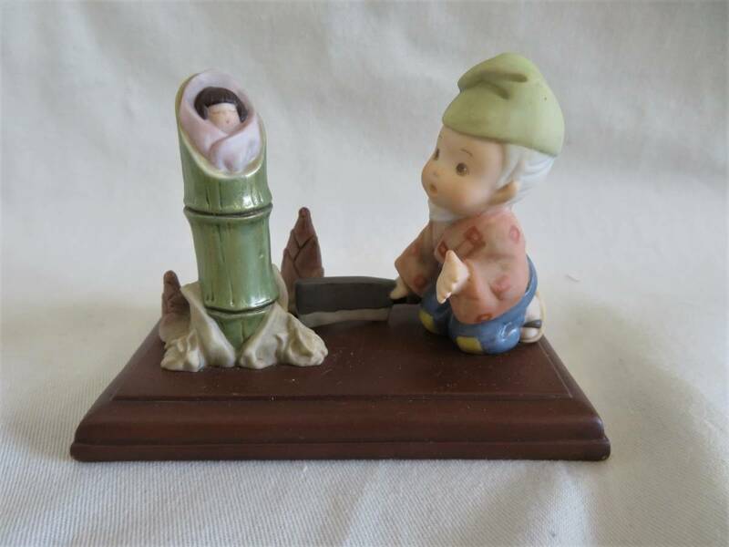 R607 プレシャスメモリー 「かぐやひめ」 高さ：約6.5cm×幅：約9cm 陶器人形 アンティークドール 日本むかし話 童話 MIE0085