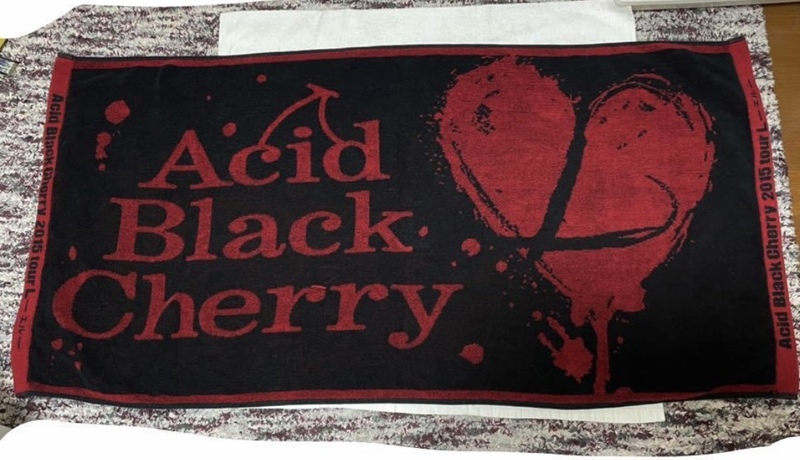 未使用　Acid Black Cherry バスタオル タオル エル 　yasu
