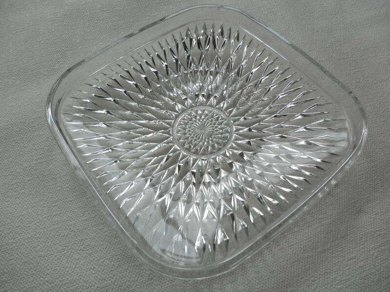 カットガラスの 角盛鉢 　皿 　レトロ