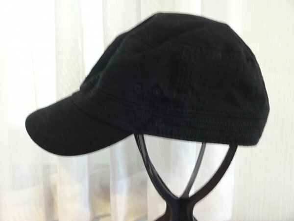 「BROOWNY」男女兼用　黒色帽子　ワークキャップ　裏面豹柄　サイズ５８cm　キャップ　帽子　ブラウニージャパン