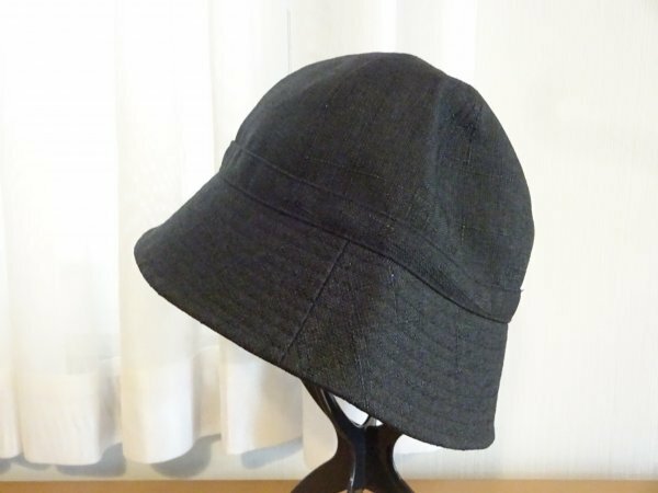 ｛G.U.｝ジーユー 濃い目の灰色帽子　バケットハット メンズ・紳士　サイズ５７・５cm　キャップ　帽子　クロッチェ