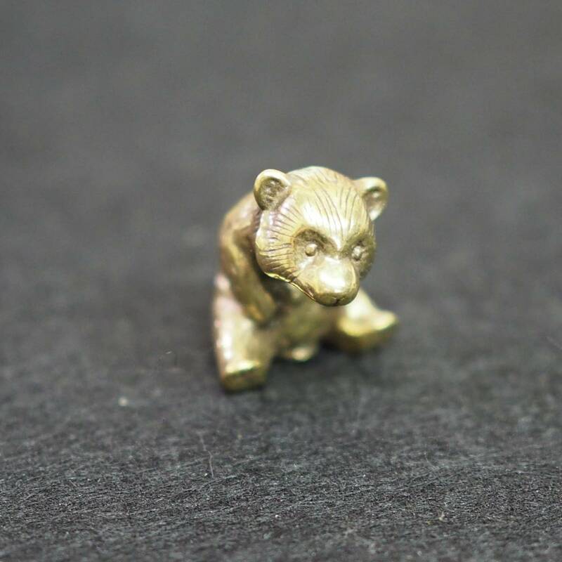 真鍮　熊　クマ　くま　ベア　テディベア　ベアー　かわいい　ブラス　金運　brass 置物　アクセサリー　フィギュア　文鎮　商売繁盛　風水