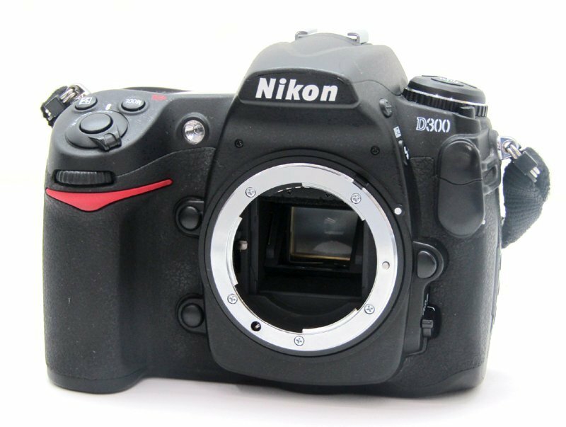 現状動作品 Nikon/ニコン デジタル一眼レフカメラ D300 ボディのみ レンズ交換式 ニコンFマウント ISO200~3200