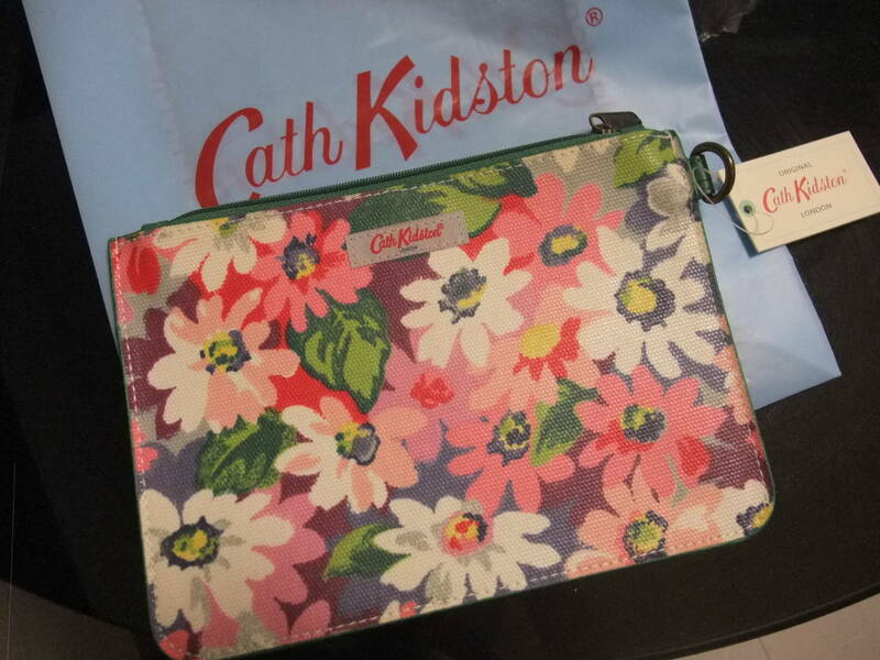 キャスキッドソンＣathＫidston　花柄ポーチ 未使用品