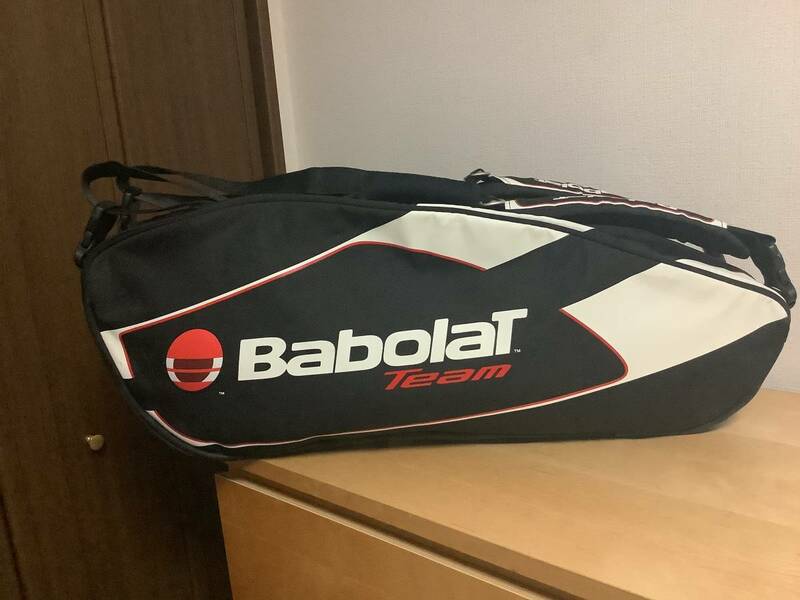 Babolat team バボラ　ラケットバッグ　6本収納　ブラック/ホワイト　リュック式　送料無料