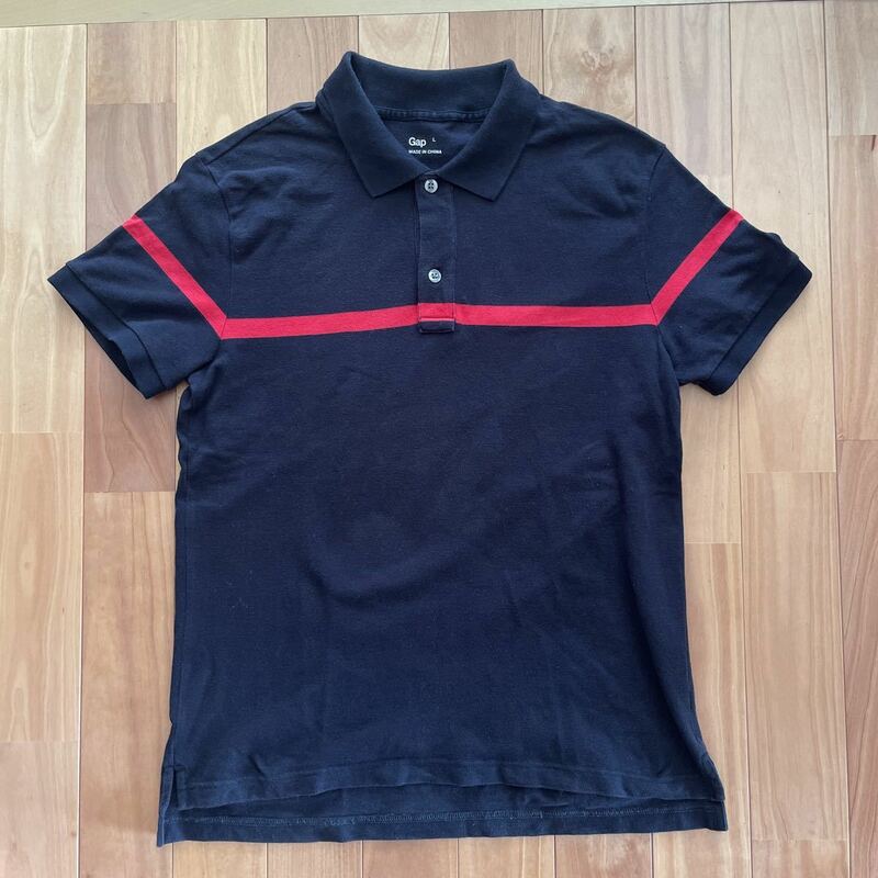 古いGAPのポロシャツ　黒に赤ライン　Lサイズ　ギャップ