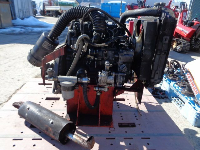 作動確認済み　L3C　13馬力　3気筒水冷ディーゼルエンジン　現状売り　ミツビシMSR1120Dから外しました。