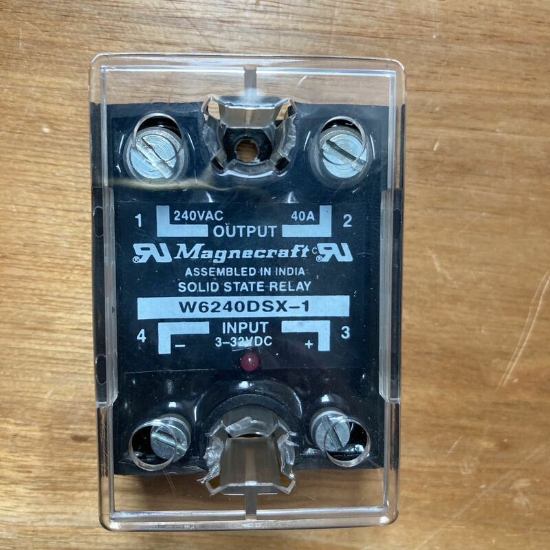 SSR ソリッドステートリレー Solid State Relay AC40A 大電流 無接点リレー W6240DSX-1 Magnecraft 中古