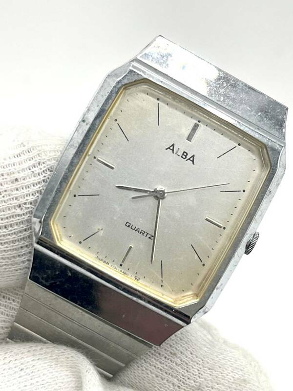 【電池切れ・バックル欠損】SEIKO　セイコー　V131-5780　ALBA　アルバ　クォーツ腕時計　シルバー文字盤　スクエア　ボーイズ