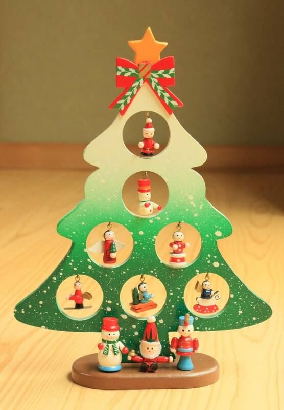 かわいい木製卓上クリスマスツリー