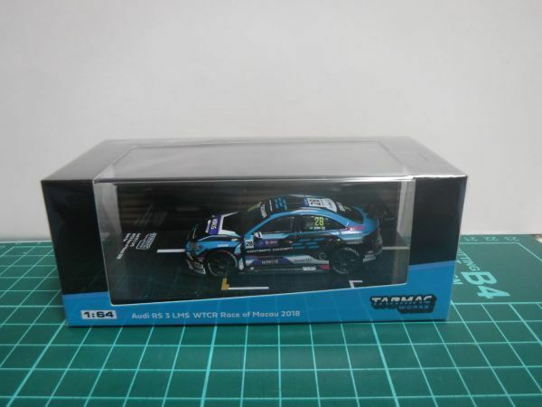 ターマックワークス 1/64 アウディ RS3 LMS ♯28