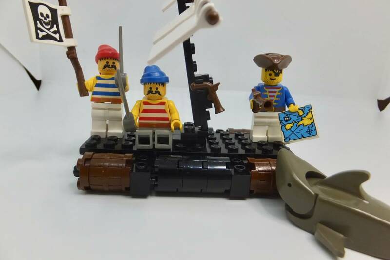 LEGO #6257 いかだにのった海賊 Castaway's Raft　南海の勇者シリーズ　パイレーツ　オールドレゴ