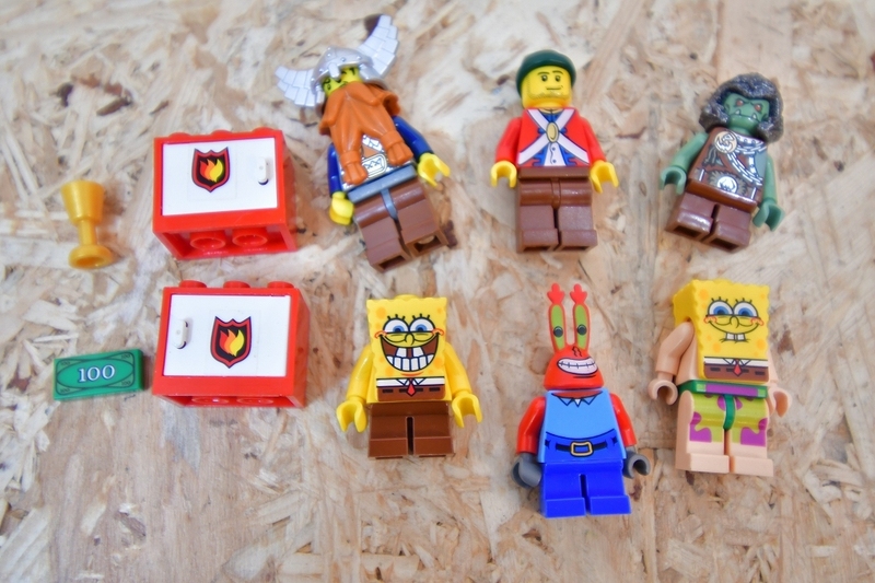 LEGO　レゴ　ミニフィグ　ポンジ・ボブ スポンジボブ　小物　人形　など　まとめて