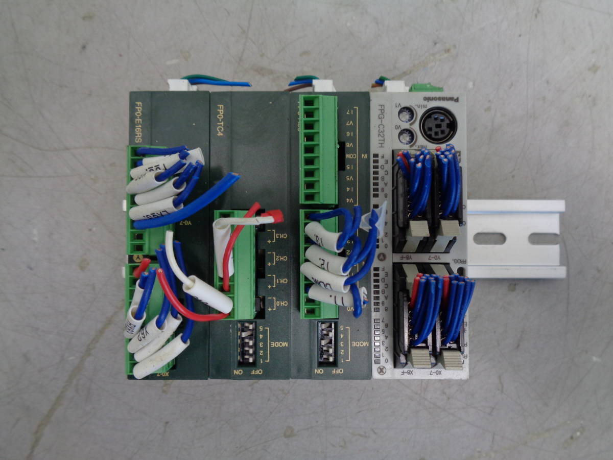 MK8193 Panasonic Nais コンバーターユニット FPG-C32TH /PLC FP0-A80 / FP0-TC4 / FP0-E16RS