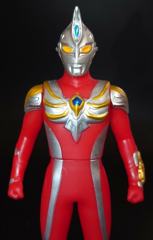 ウルトラマンマックス ウルトラヒーローシリーズ 18 500 ソフビ フィギュア 2001 同梱歓迎