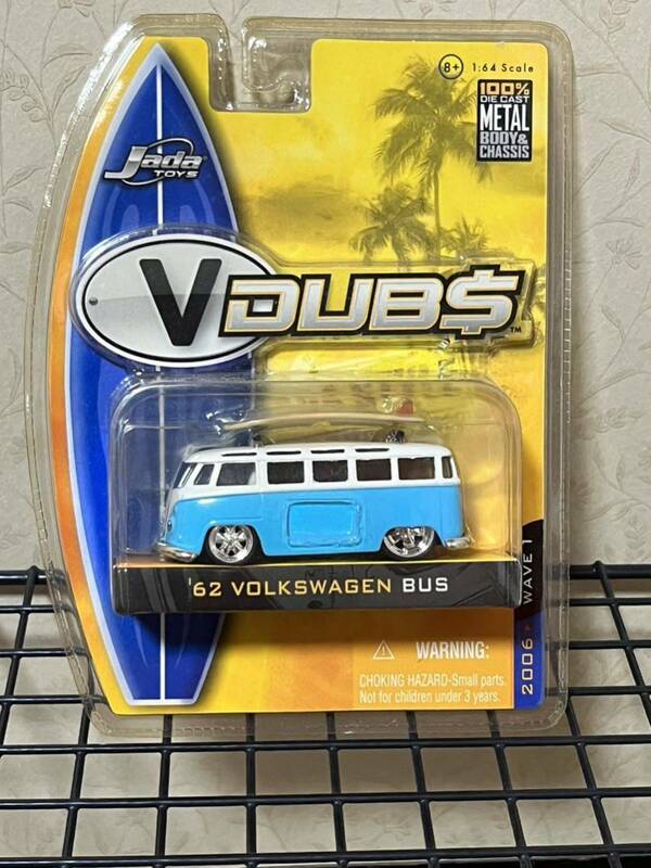 Jada VDUBS '62VOLKSWAGEN BUS 新品