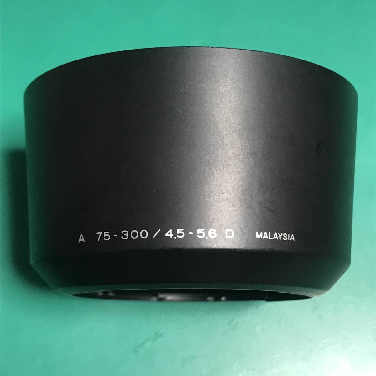 ★ MINOLTA レンズフード A 75-300/4.5-5.6 D 中古品 R01393