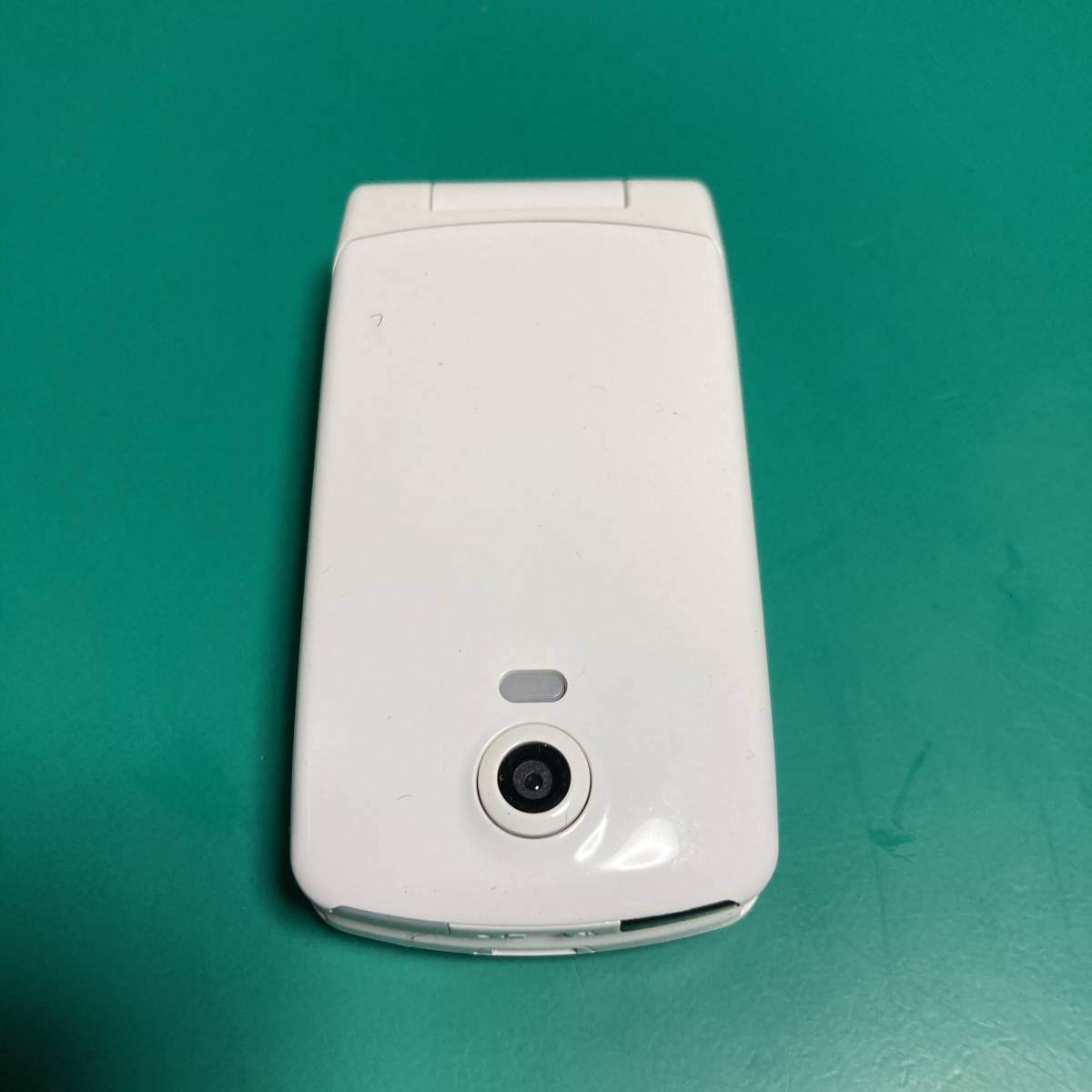 ★ DoCoMo SO702i ホワイト 店頭展示 模型 モックアップ 非可動品 R01516