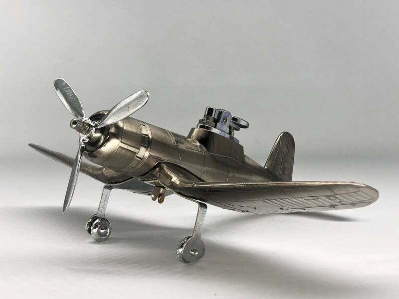 【コルセア戦闘機ガスライター】　米軍Ｆ４Ｕ-１ 　1960～70年代　日本製　新古品　　N0505M