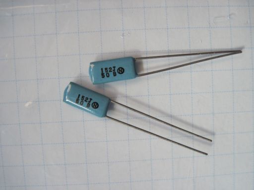 P0053 NISSEI 複合材(ポリエステル＆ポリプロピレン)コンデンサ AWSタイプ　 152J　0.0015μF 50V 未使用品ですが長期保存品 ２個セット