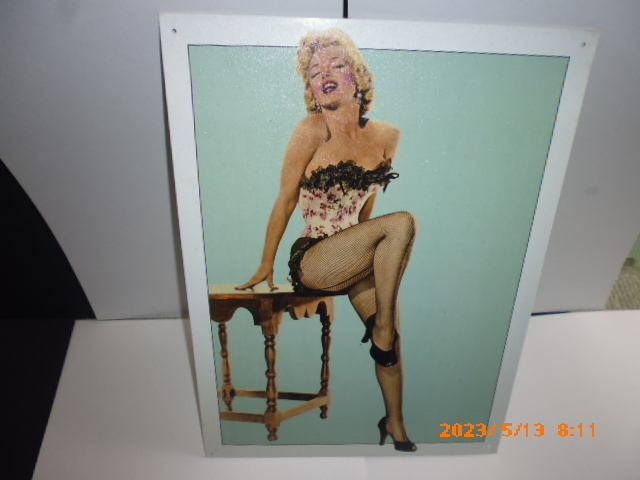 マリリン　モンロー　Marilyn Monroe 金属看板　Tin Sign １９９０年代　アメリカ製「帰らざる河」