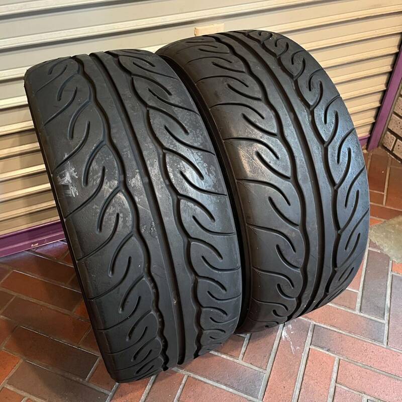 ＃2 激安中古タイヤ YOKOHAMA ADVAN NEOVA AD08R 225/40 R-18 88W 2本 [225/40R18 225/40-18 AD09 アドバン ネオバ ]