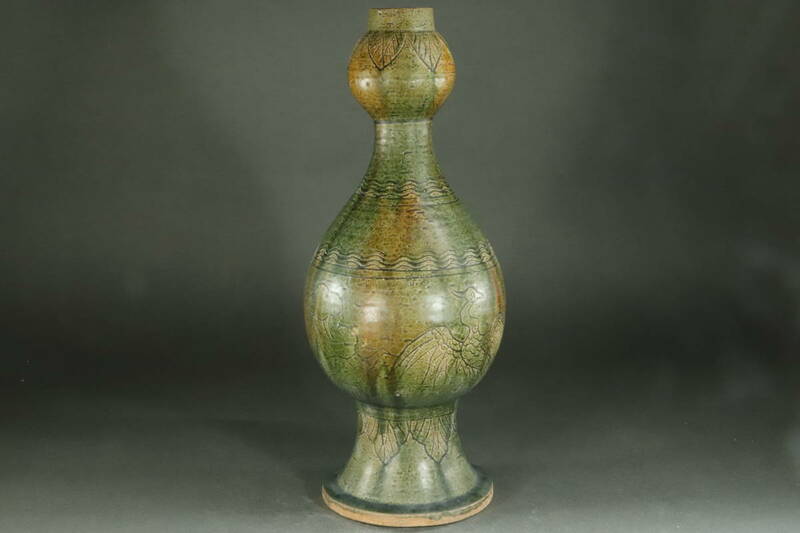 中国文物 古瓷 収集家の放出品 宋遼 遼三彩鳳紋瓶