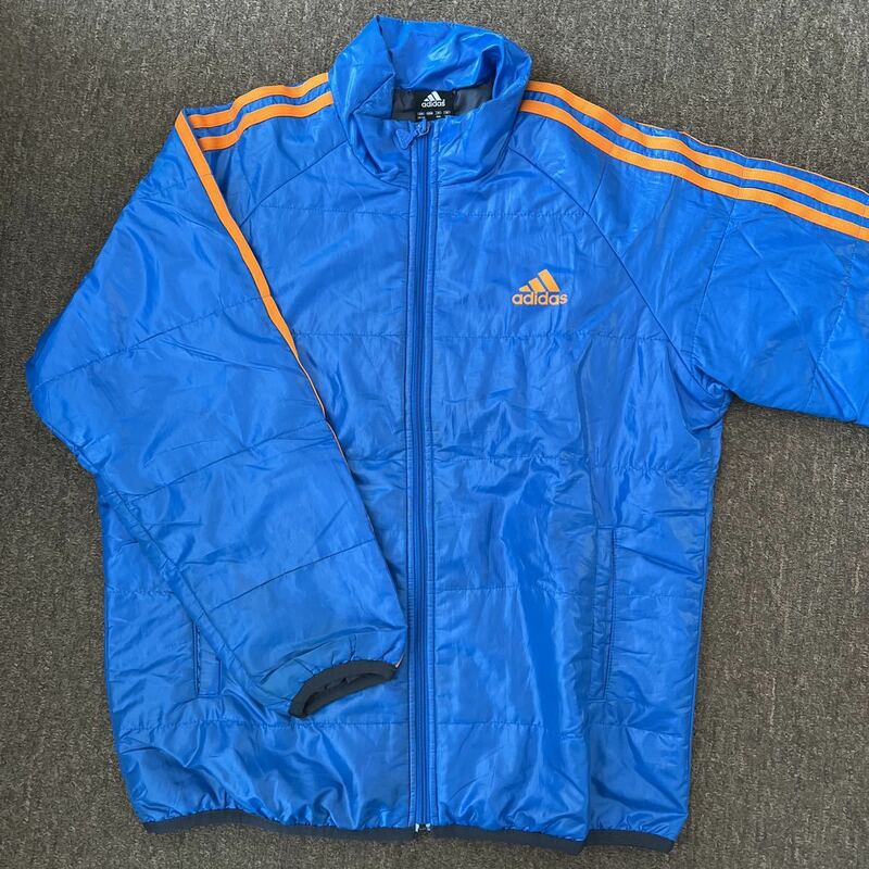 子供服　adidas アディダス ジャンパー　サイズ140 A170