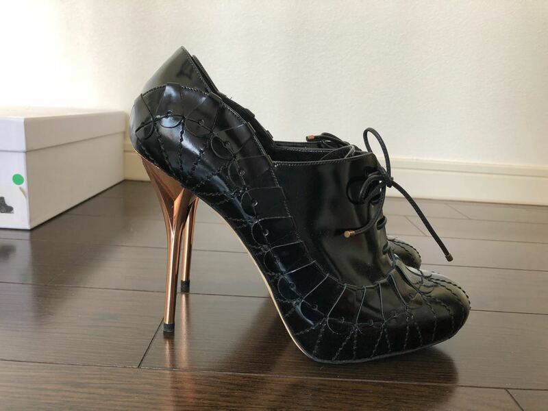 超美品 Dior ディオール エナメル ハイヒール パンプス シューズ 靴 黒 パーティ 37 上品 箱付 美品
