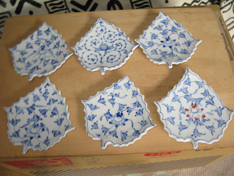 ベトナム　ミンハイ焼 MINH HAI CERMIC　お皿６枚セット手描き 神奈川より６０サイズ　(s369)