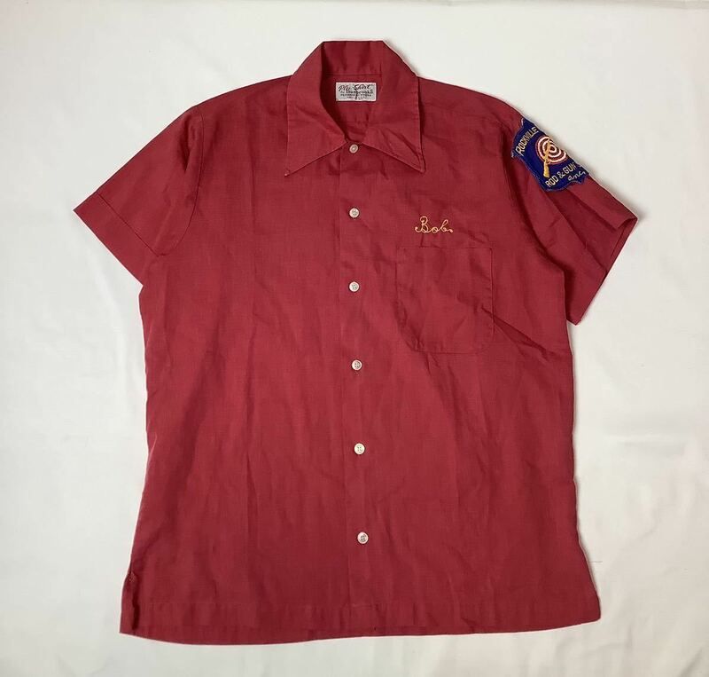 Dunbrooke // USA製 半袖 ワッペン バック チェーンステッチ刺繍 ボーリング シャツ (赤系) サイズ M