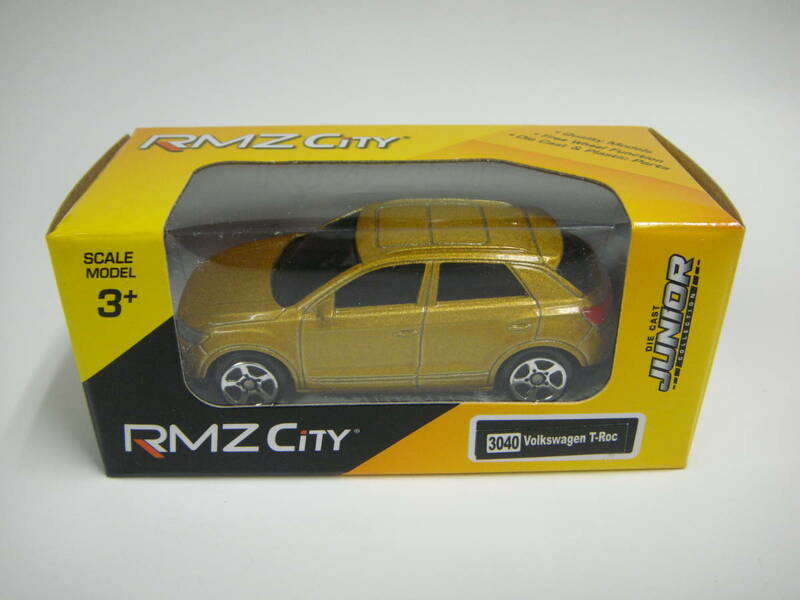 RMZ　フォルクスワーゲン　T-Roc(ゴールド)