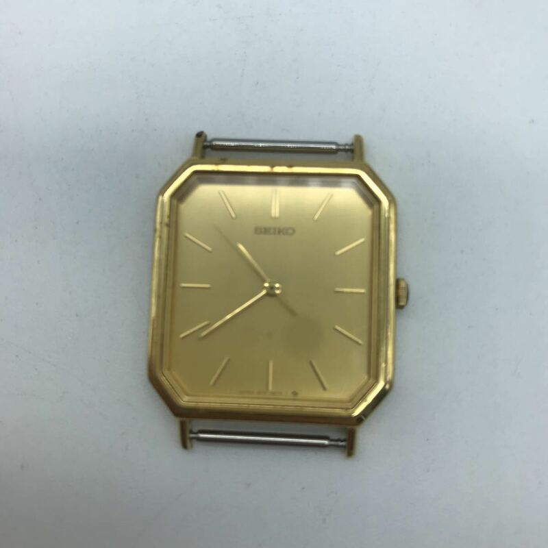 SEIKOセイコー 5P31-5C50 ゴールド文字盤 スクエア 腕時計 動作品