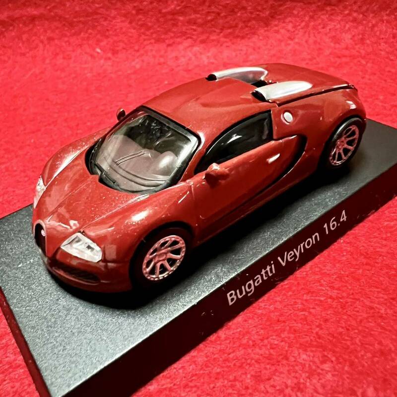 台湾セブンイレブン1/64 BUGATTI Veyron 16.4 Red ブガッティ ベィロン 16.4