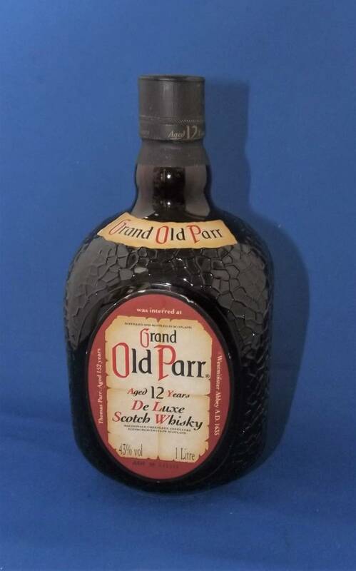 洋酒）断捨離特別値下　スコッチウイスキーの名門　グランド　オールドパーの古酒（瓶の形状とラベルで確認）酒蔵保管　希少品