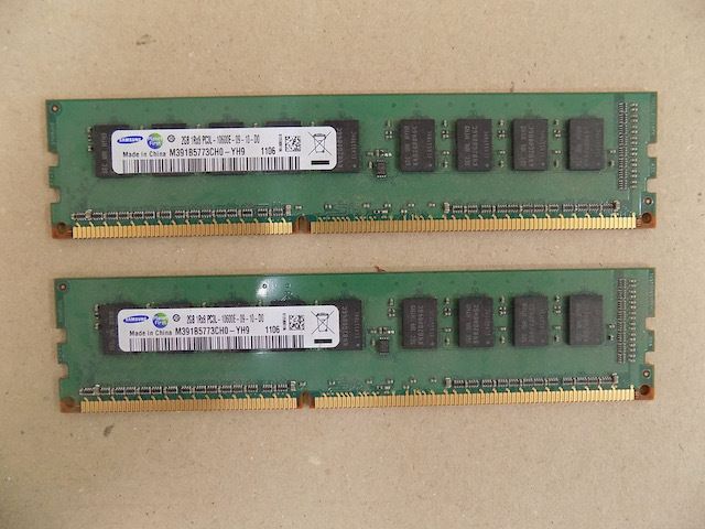 サーバーメモリ SAMSUNG PC3L-10600E 1Rx8 2GB 2枚　合計4GB