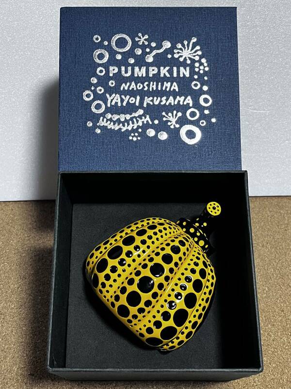 草間彌生 YAYOI KUSAMA - 直島 黄色 かぼちゃ NAOSHIMA YELLOW PUMPKIN かぼちゃ 直島限定BOX Limited 南瓜 オブジェ 置物 (新品未使用品)