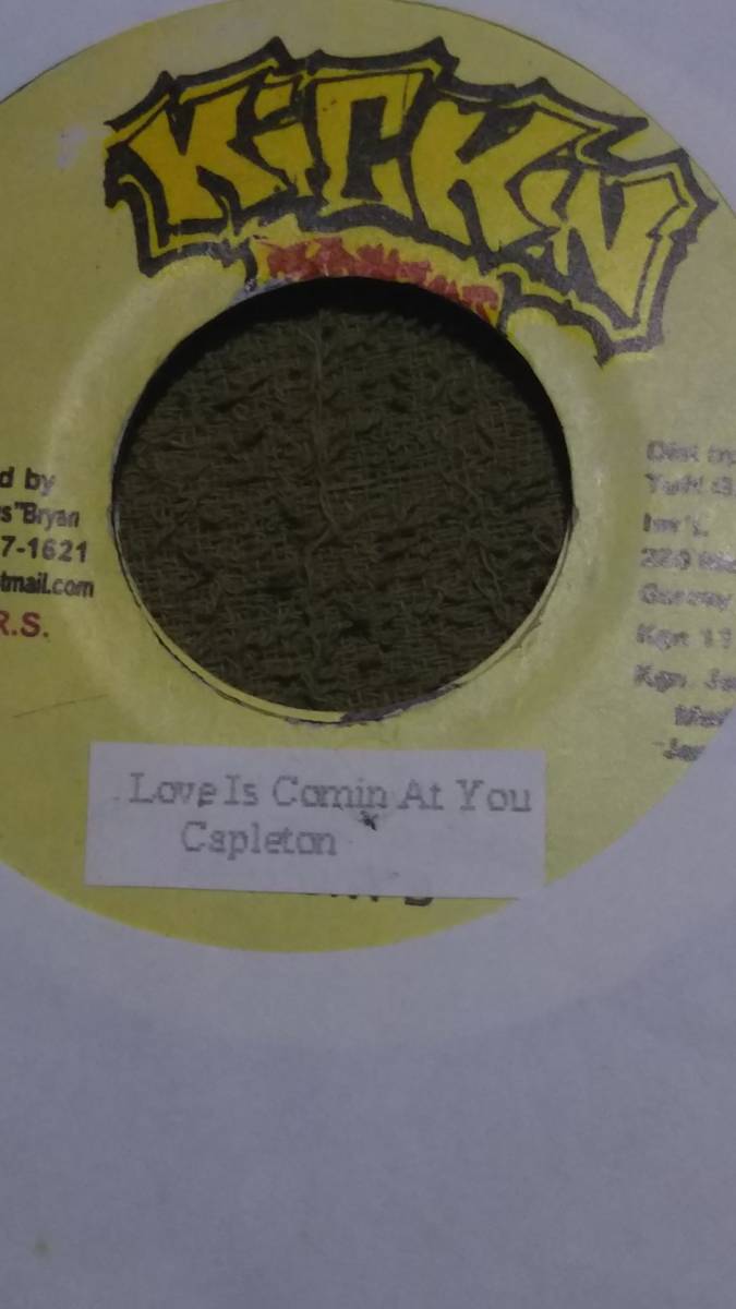 Dennis Brown's tune Re-Make No More Will Riddim Single 2枚Set #2 from Kickin Capleton Anthony Red Rose Terry Linen