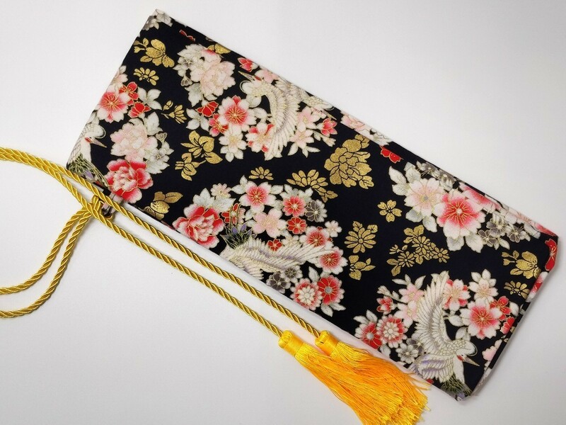 GD02　剣袋　高級刀袋　花と鶴の図　黒色　綿　刀装具　日本刀道具