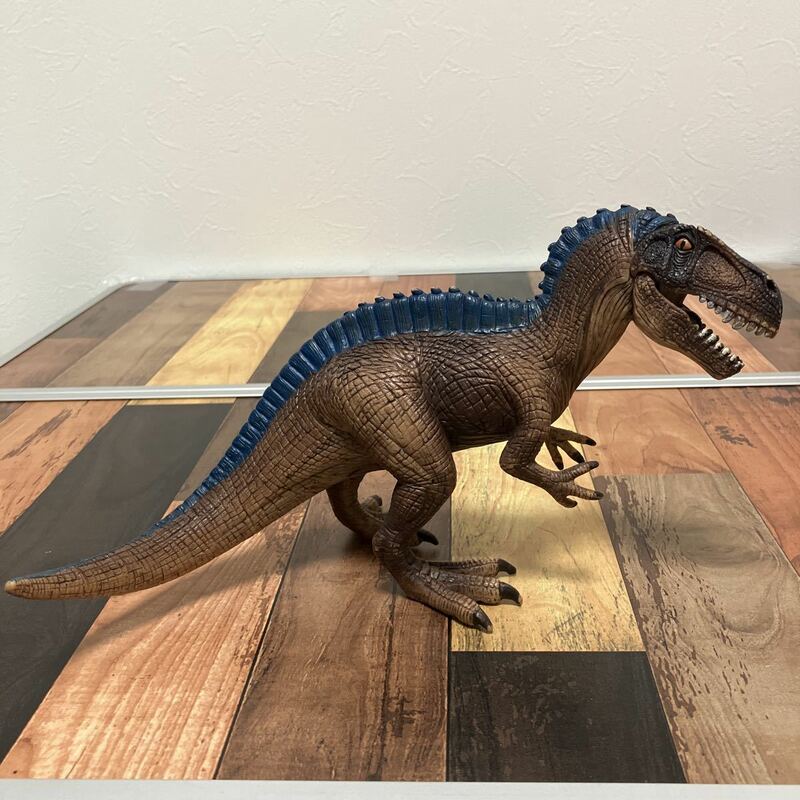 シュライヒ 恐竜フィギュア　カルカロドントサウルス　Schleich